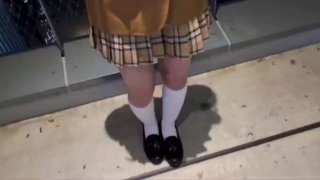 文静美少女【 00后小学妹】，眼镜下的骚心，手指、肉棒、棍子插入小淫口，嘴里喊着‘爸爸，快过来操我’！